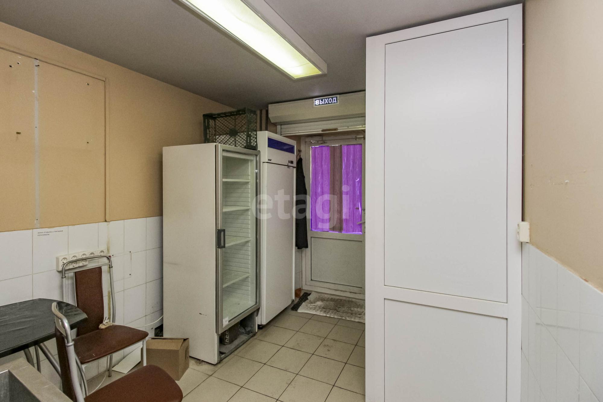 Купить торговое помещение за 12 500 000 рублей на Казачьи Луга 9