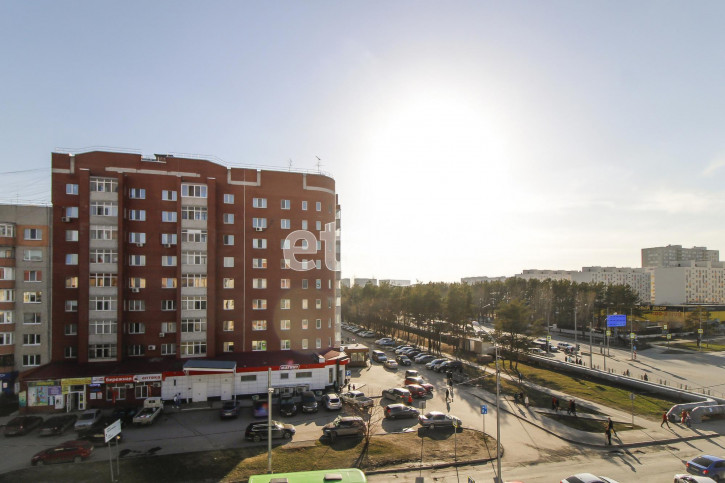 3-комн квартира Московский тракт, 137