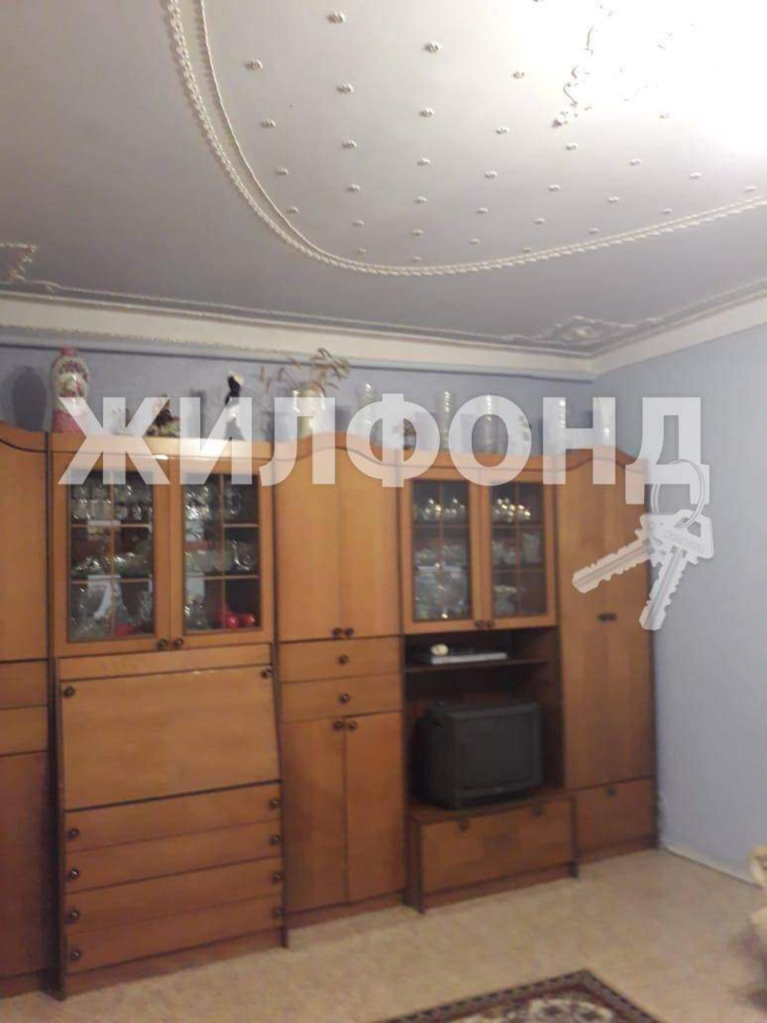 Купить дачу, дом, коттедж за 10 000 000 рублей на Школьная улица