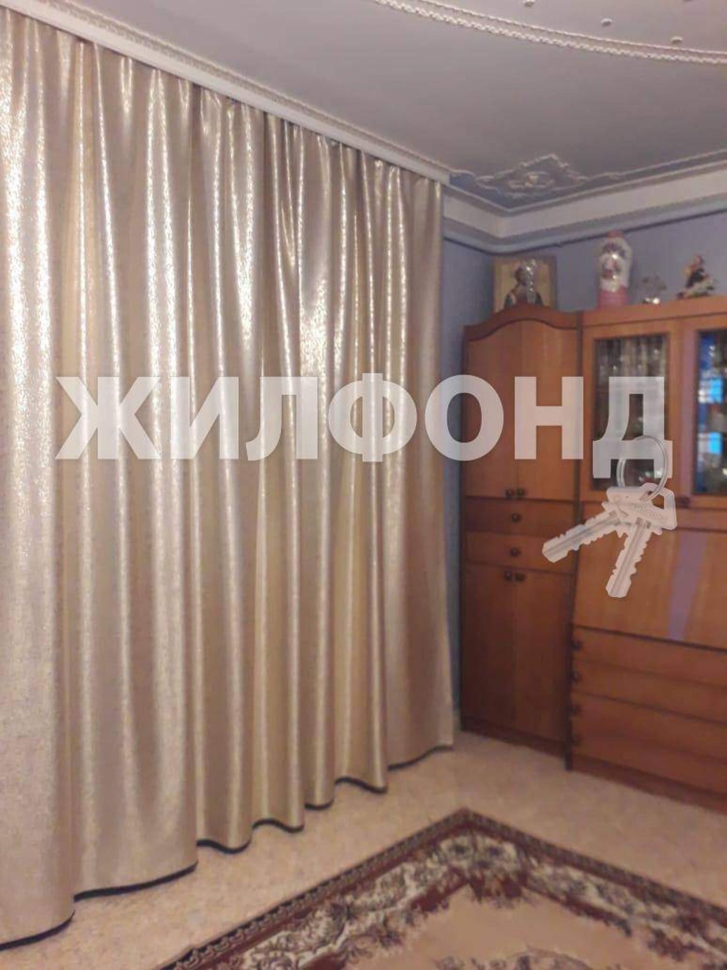 Купить дачу, дом, коттедж за 10 000 000 рублей на Школьная улица