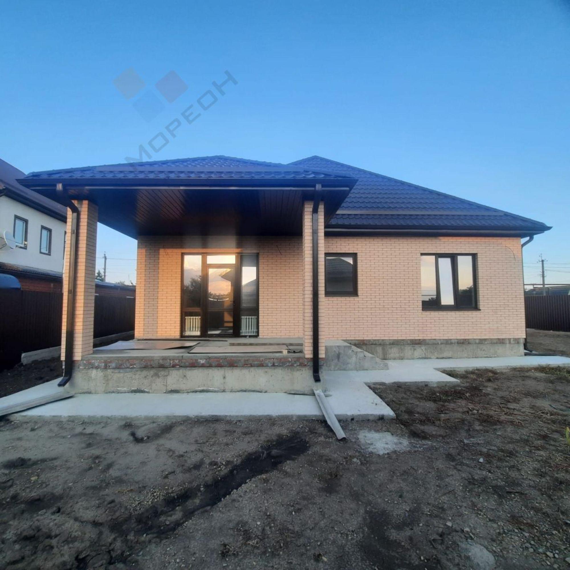 Купить дачу, дом, коттедж за 8 700 000 рублей на Пролетарская ул (Старокорсунская ст-ца), 43
