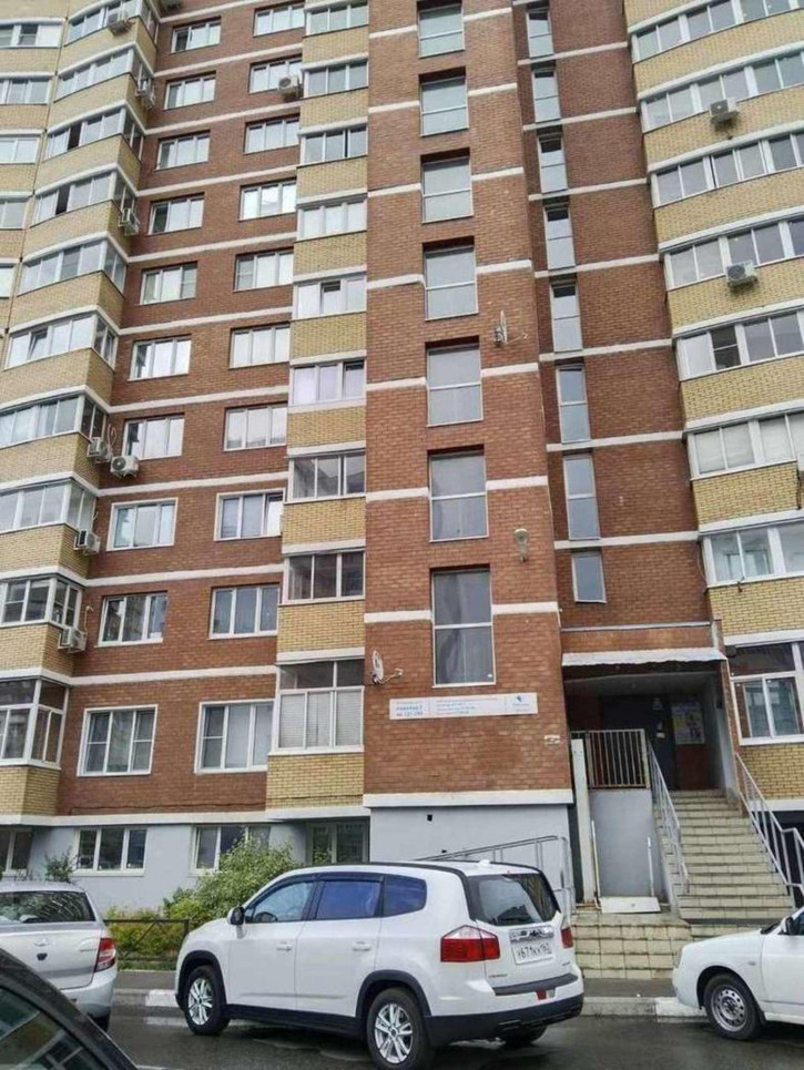 2-комн квартира Александра Кудашева улица, 110