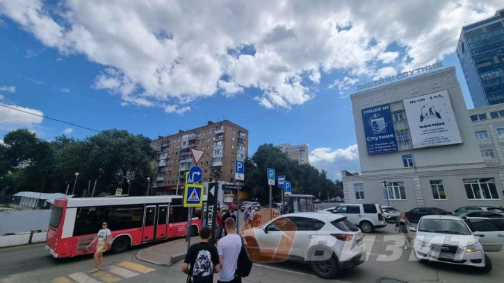 Торговое помещение Полевая улица, 72