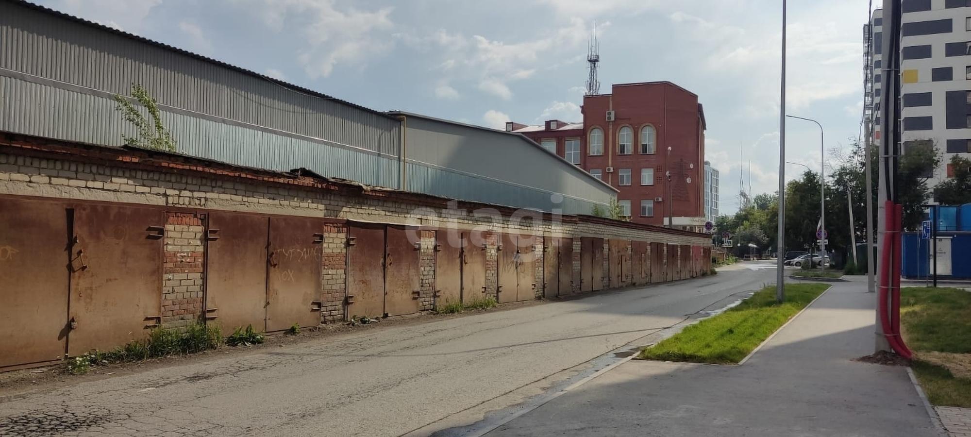 Купить гараж, место в паркинге за 700 000 рублей на Северная 16