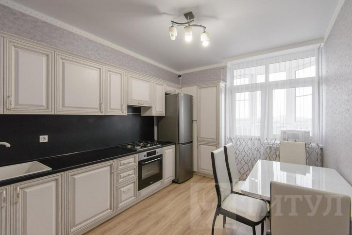 2-комн квартира Александровка