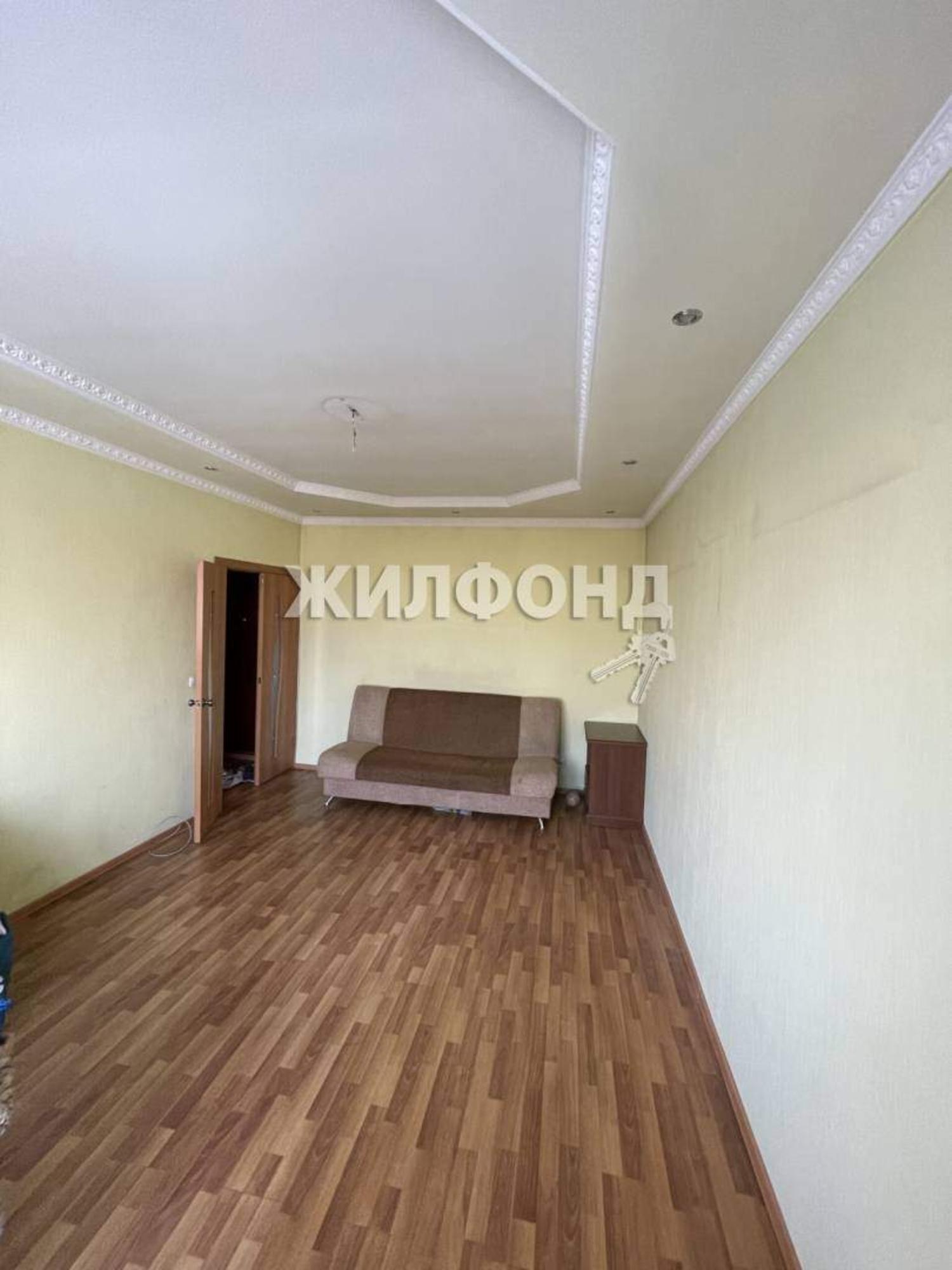 Купить квартиру за 10 100 000 рублей на Кочетова улица, д.55/1