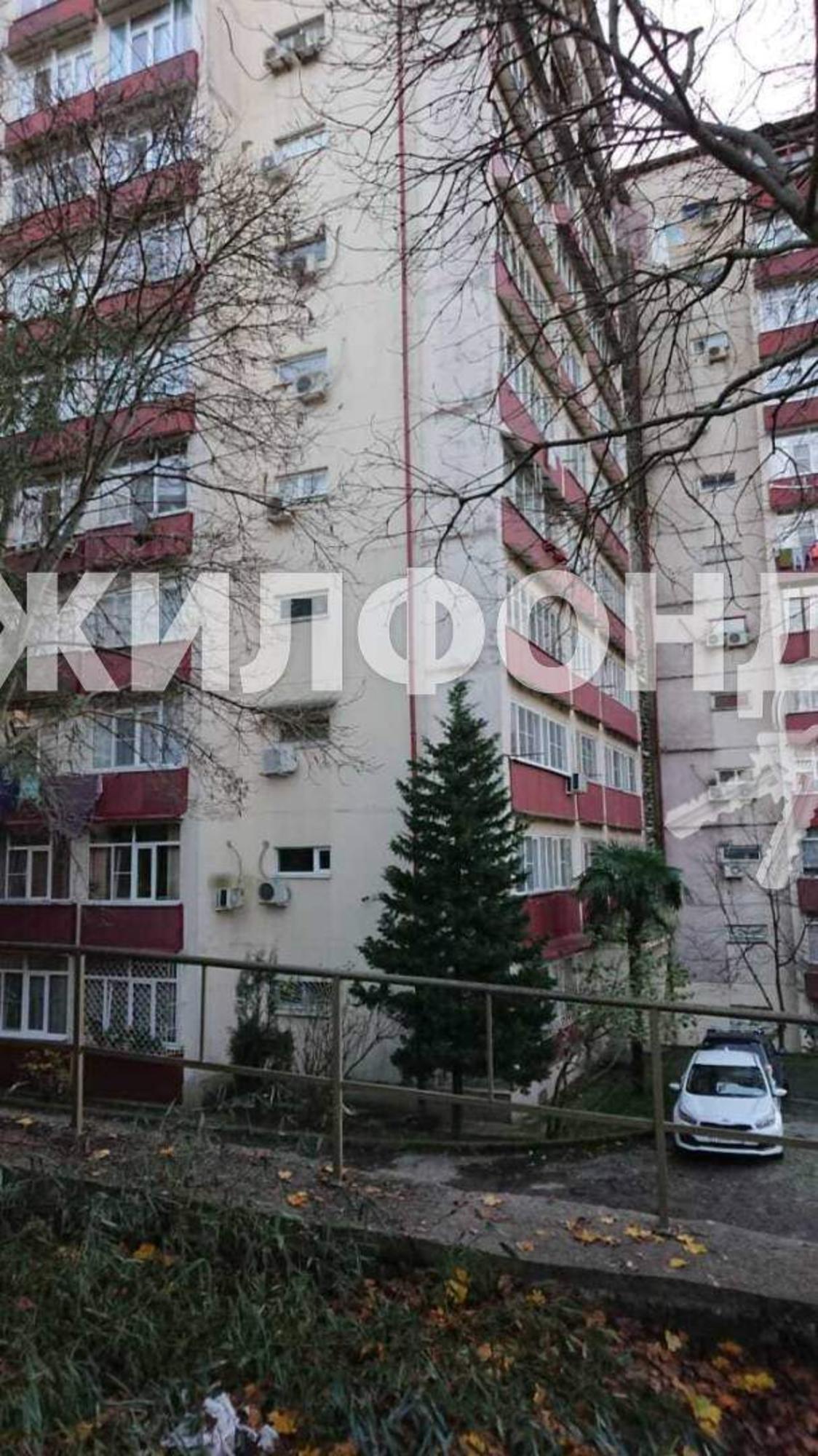 Купить квартиру за 10 000 000 рублей на Мацестинская улица, д.13а