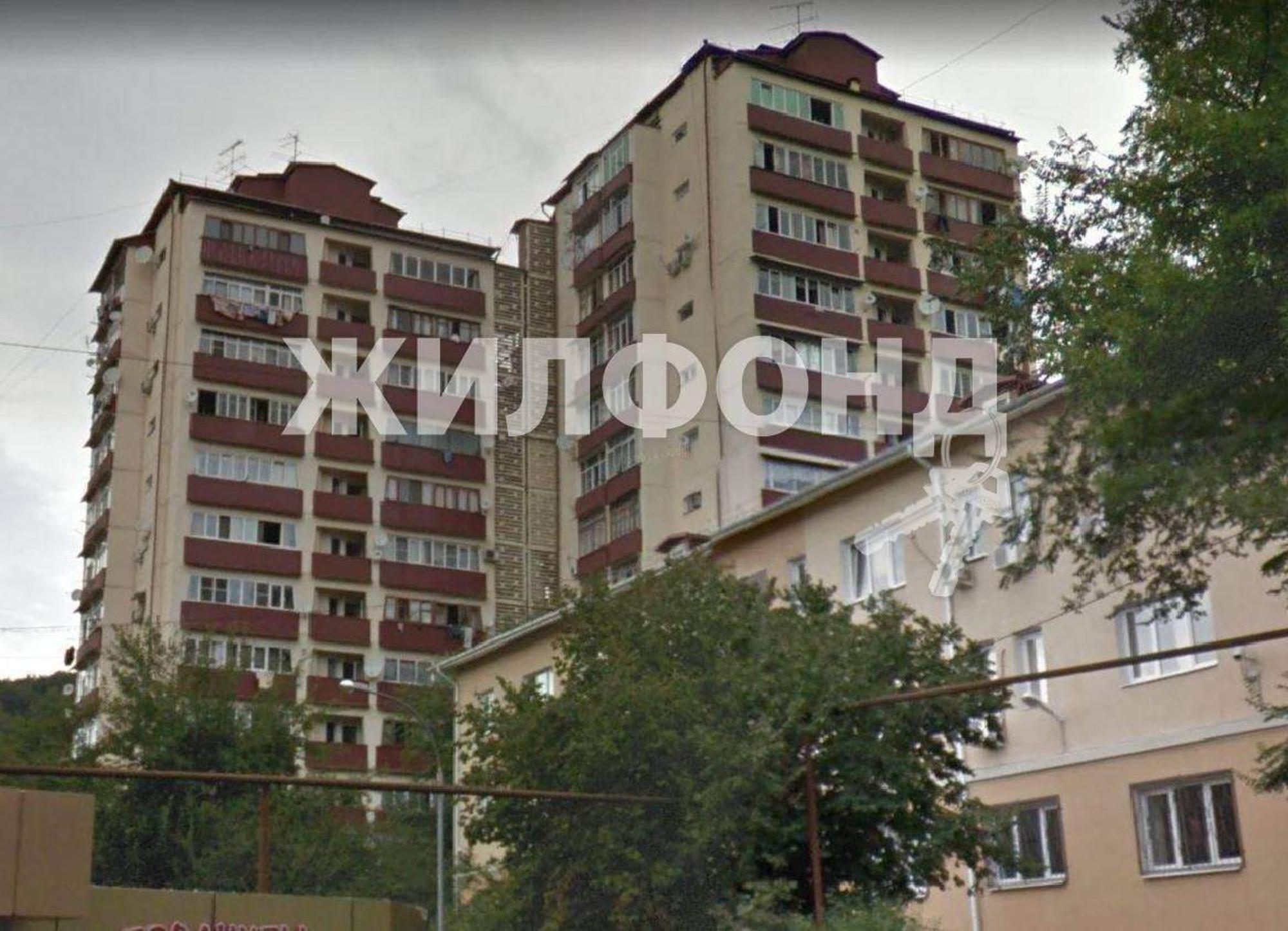 Купить квартиру за 10 000 000 рублей на Мацестинская улица, д.13а