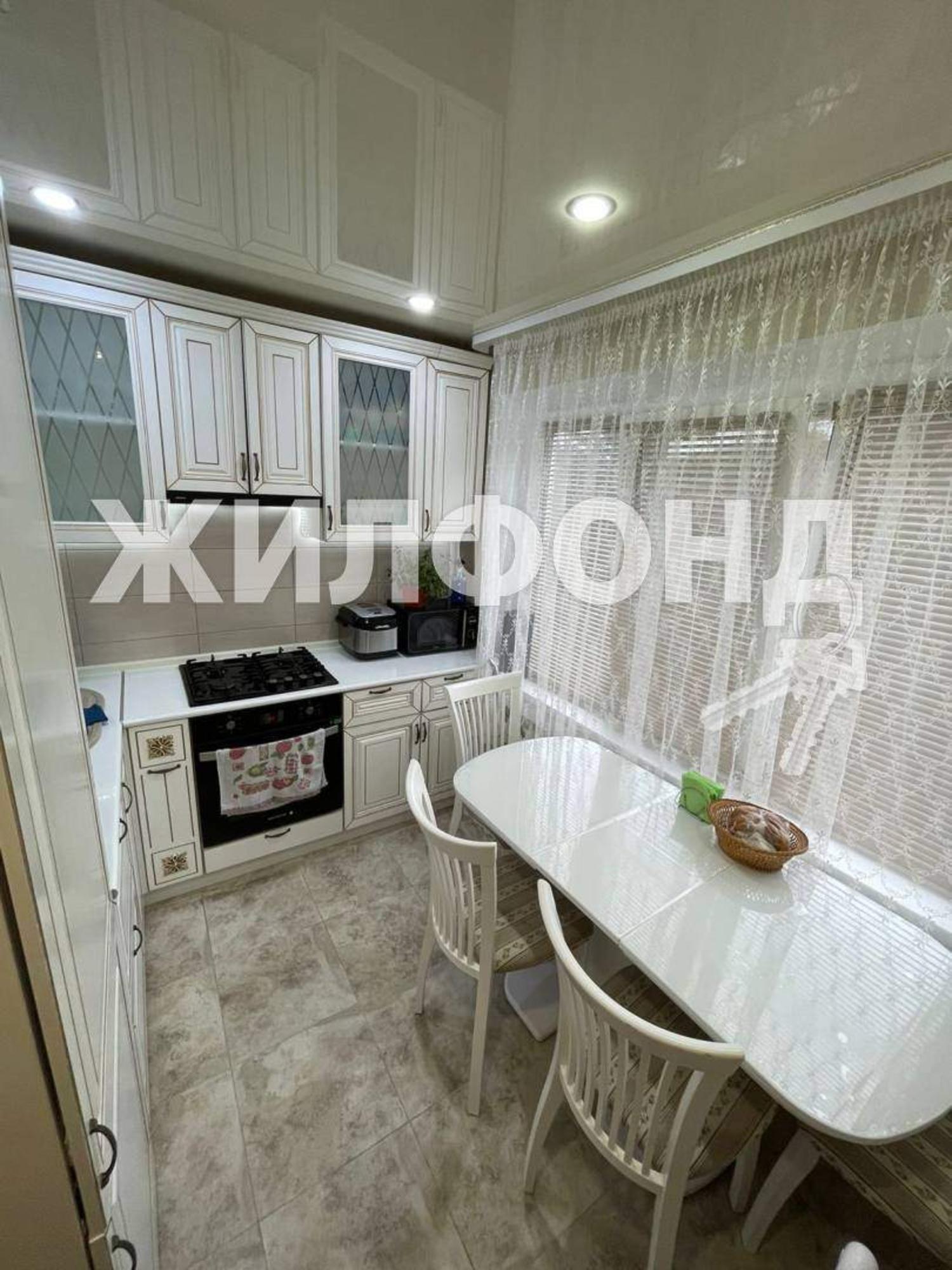 Купить квартиру за 8 400 000 рублей на Череповецкая улица, д.18