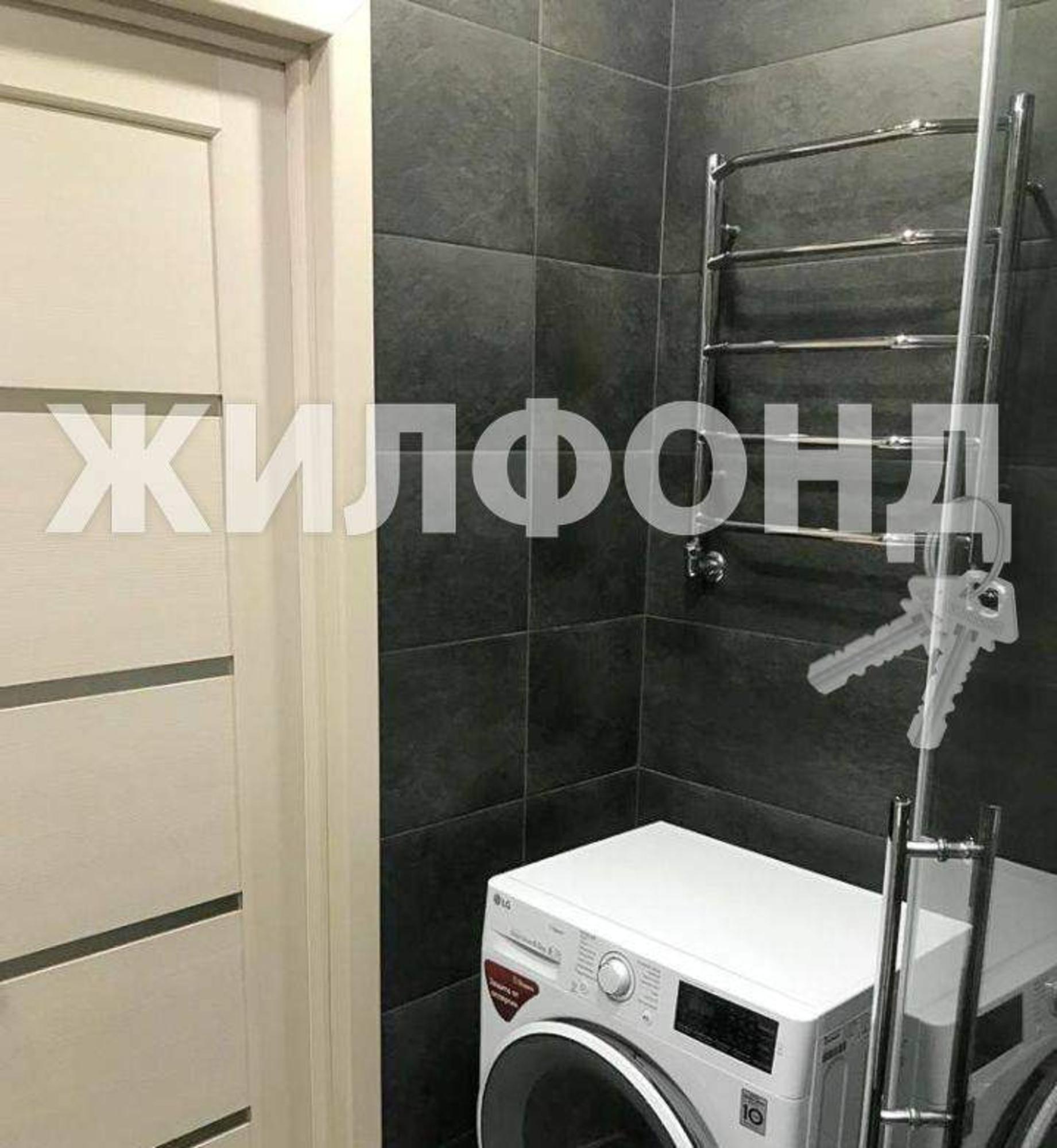 Купить квартиру за 9 800 000 рублей на Тепличная улица, д.75к1