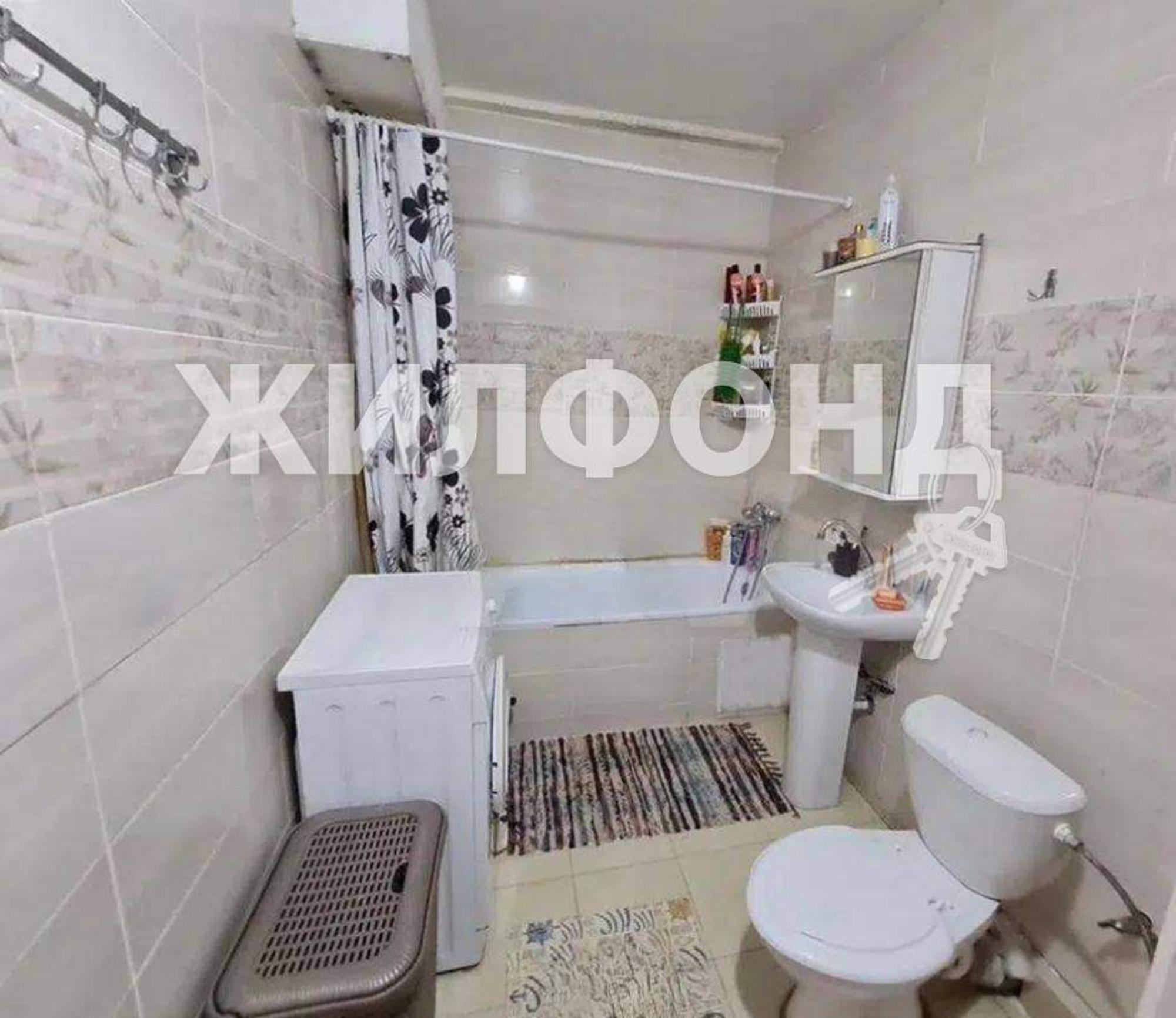 Купить квартиру за 8 100 000 рублей на Макаренко улица, д.8/6А