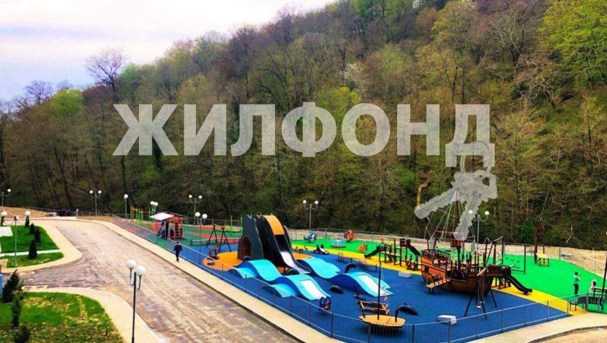 Купить квартиру за 9 800 000 рублей на Тепличная улица, д.75к1