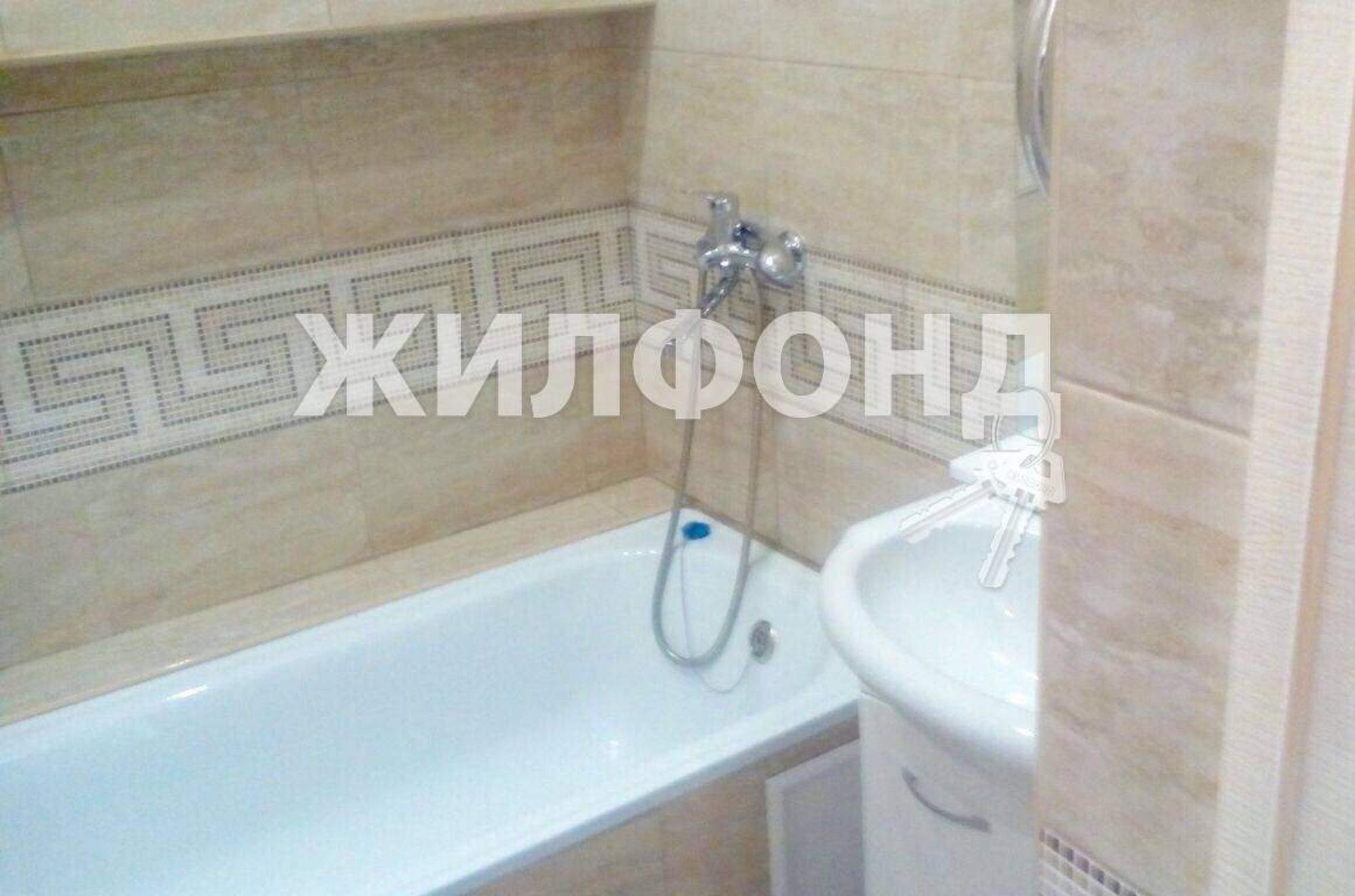 Купить квартиру за 14 100 000 рублей на Дивноморская улица, д.11