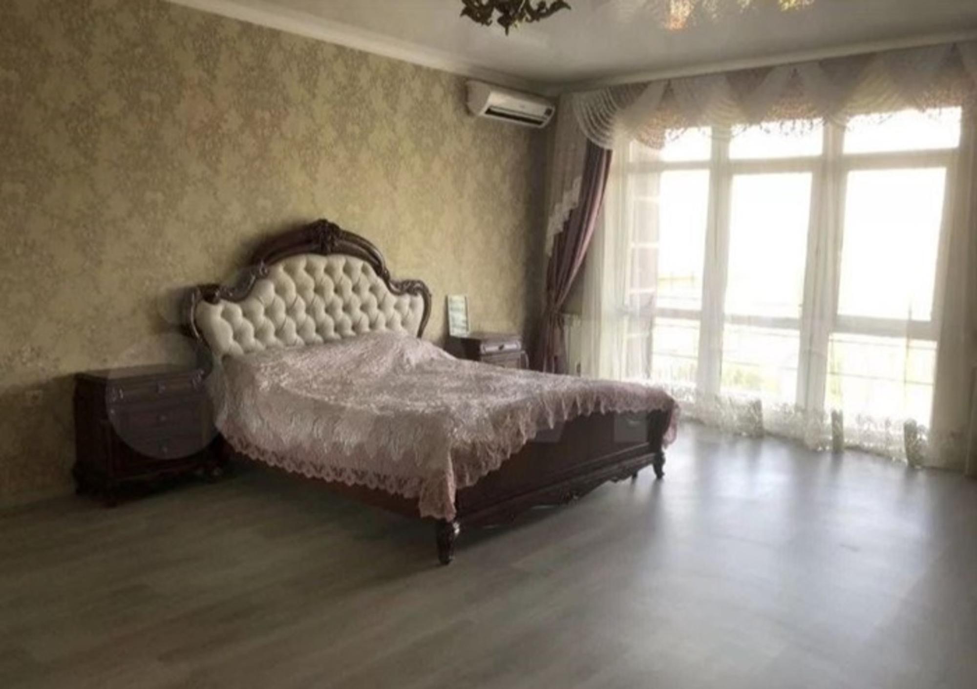 Купить дачу, дом, коттедж за 16 000 000 рублей на Еловая улица, 789
