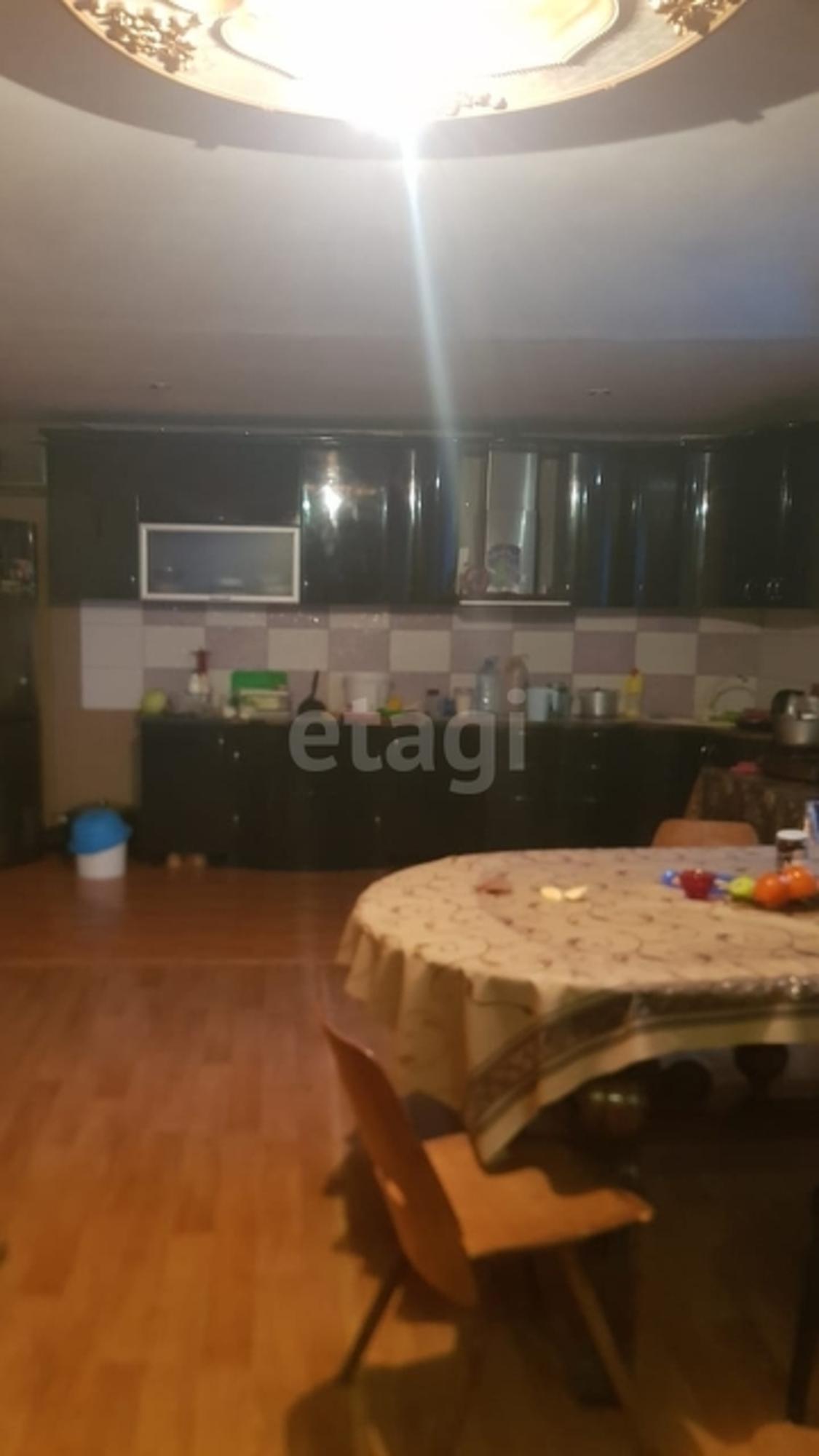 Купить дачу, дом, коттедж за 6 500 000 рублей на улица Суворова