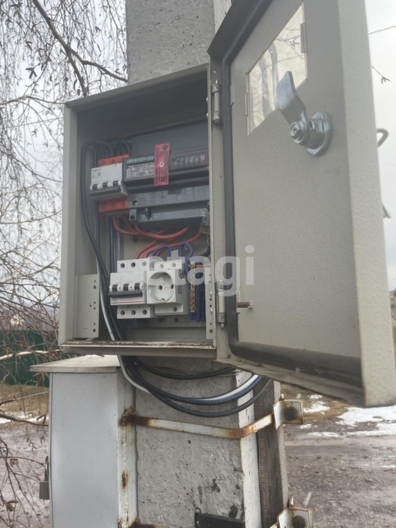 Купить дачу, дом, коттедж за 1 500 000 рублей на Array