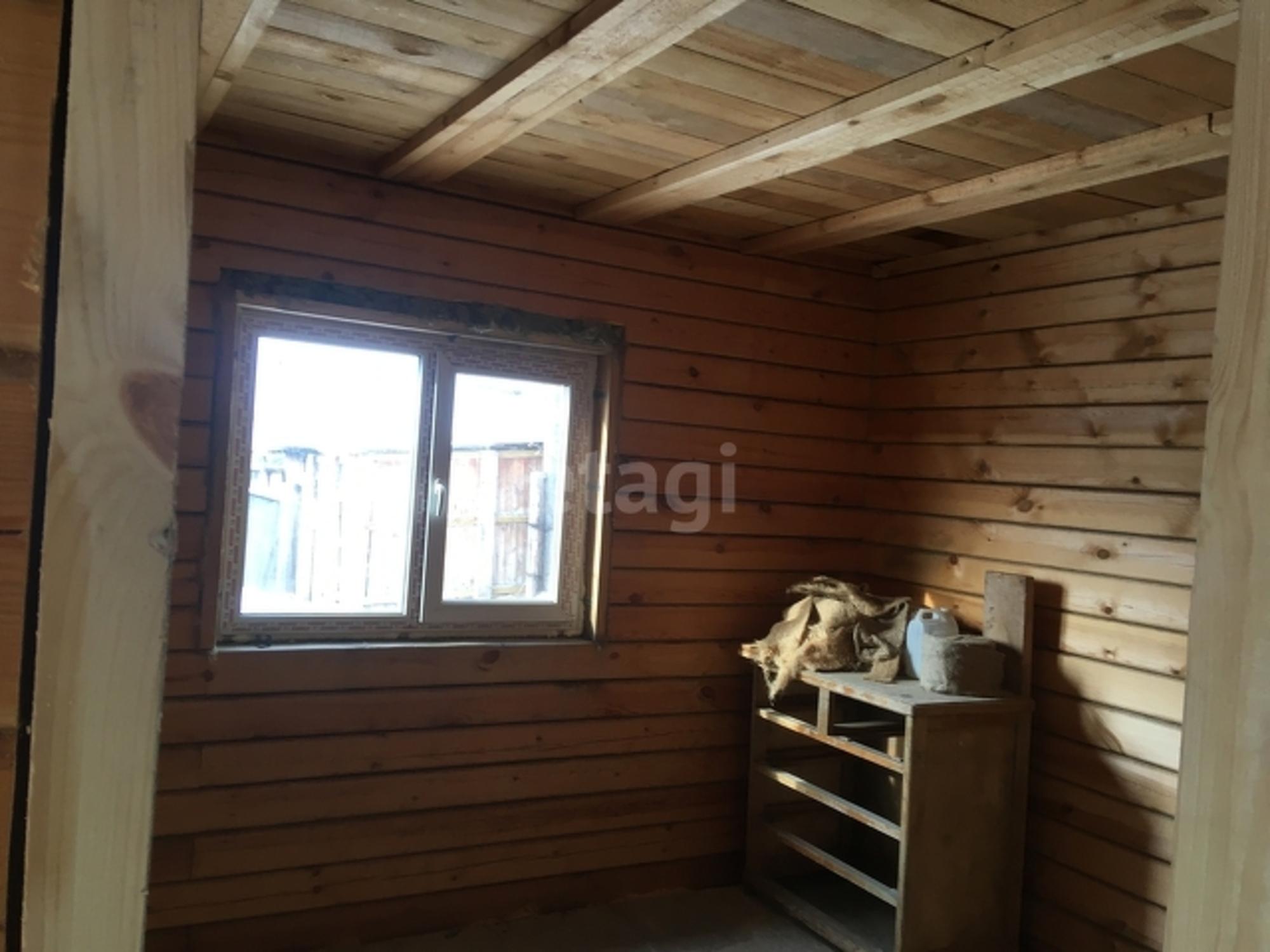 Купить дачу, дом, коттедж за 10 000 000 рублей на Array