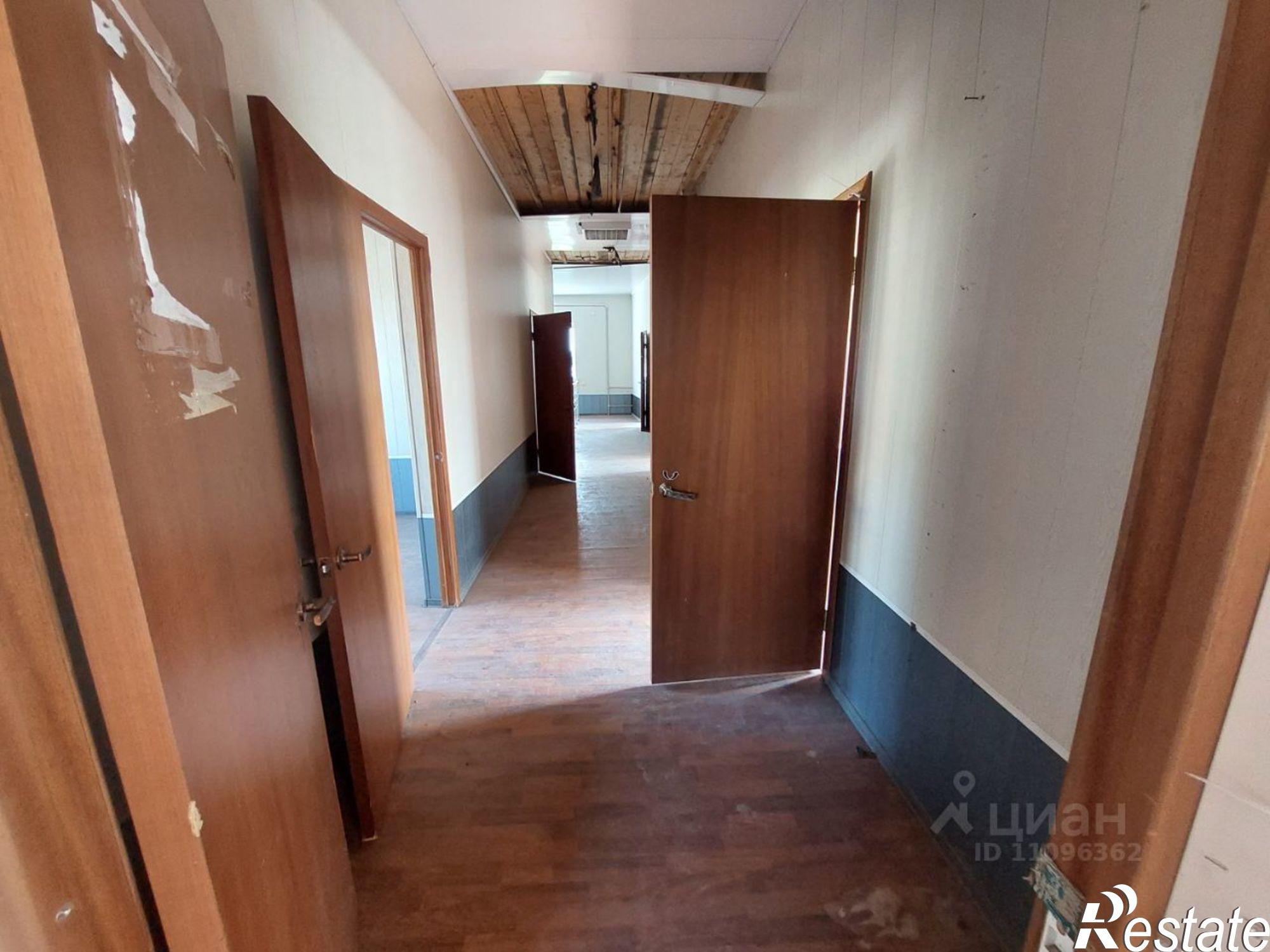 Купить ОСЗ, отдельно стоящее здание за 17 000 100 рублей на улица Гагарина, 2