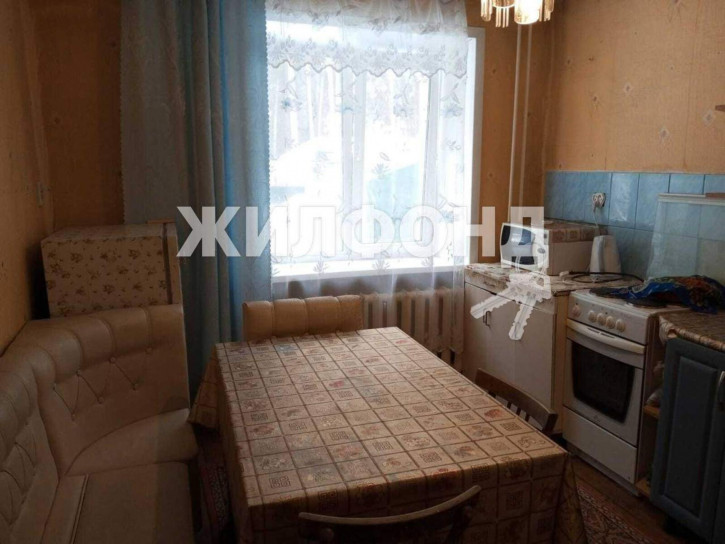 3-комн квартира Михаила Лермонтова улица, д.248