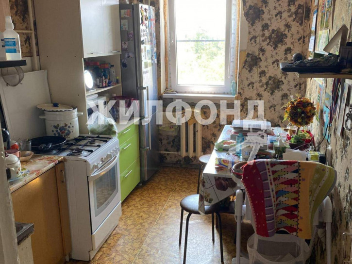 2-комн квартира Макаренко улица, д.17