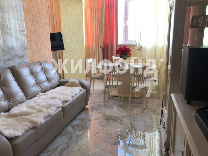 2-комн квартира Малышева улица, д.11