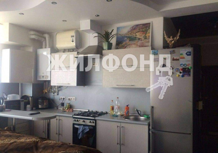 3-комн квартира Макаренко улица, д.8/6