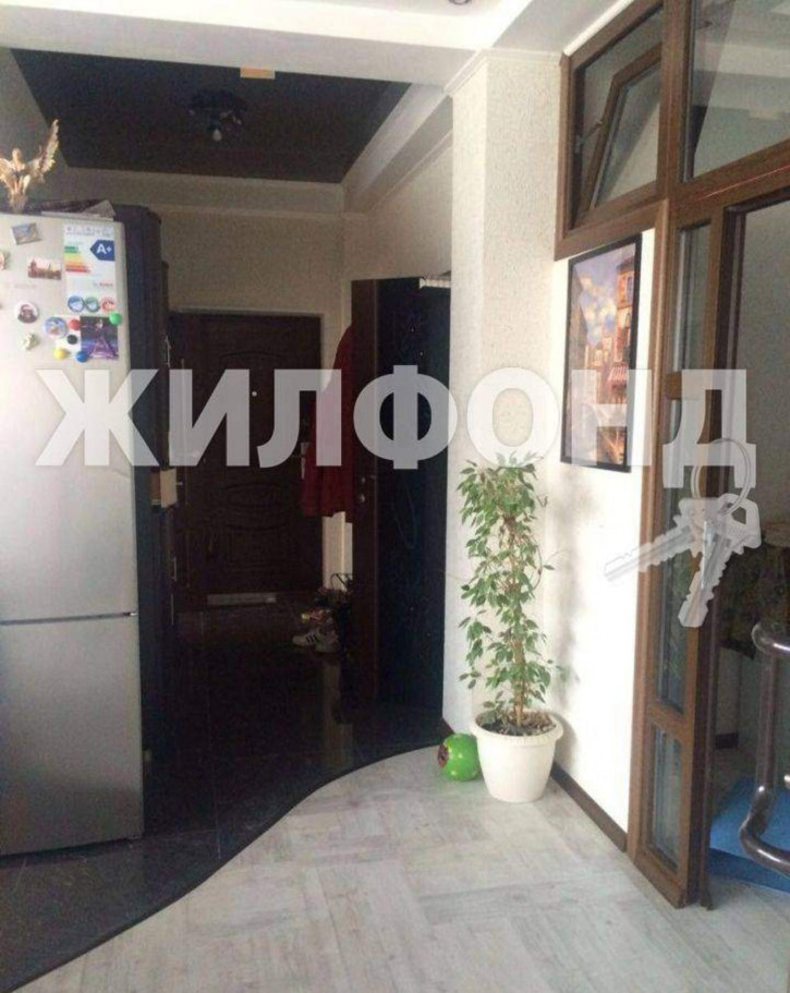 3-комн квартира Макаренко улица, д.8/6