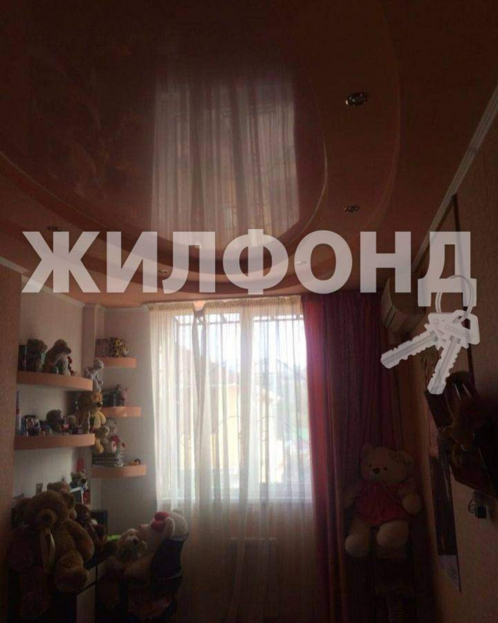 3-комн квартира Макаренко улица, д.8/6