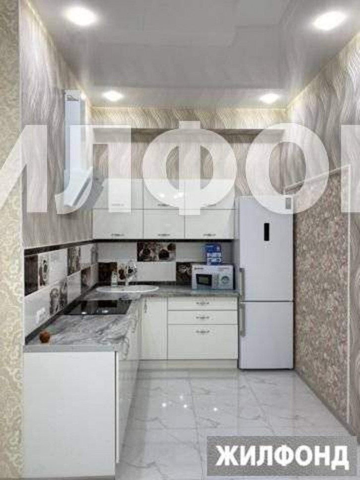 3-комн квартира Ульянова улица, д.122
