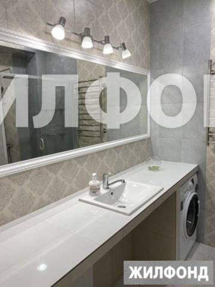 3-комн квартира Ульянова улица, д.122