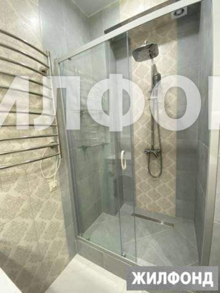 3-комн квартира Ульянова улица, д.122