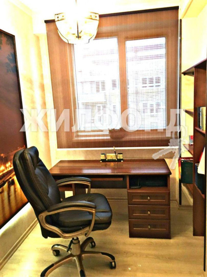 3-комн квартира Гастелло улица, д.41/3