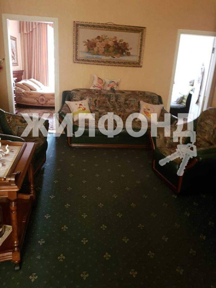 4-комн квартира Лермонтова улица, д.1