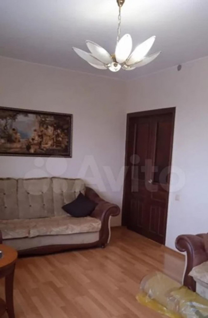 2-комн квартира Лунева улица, 101