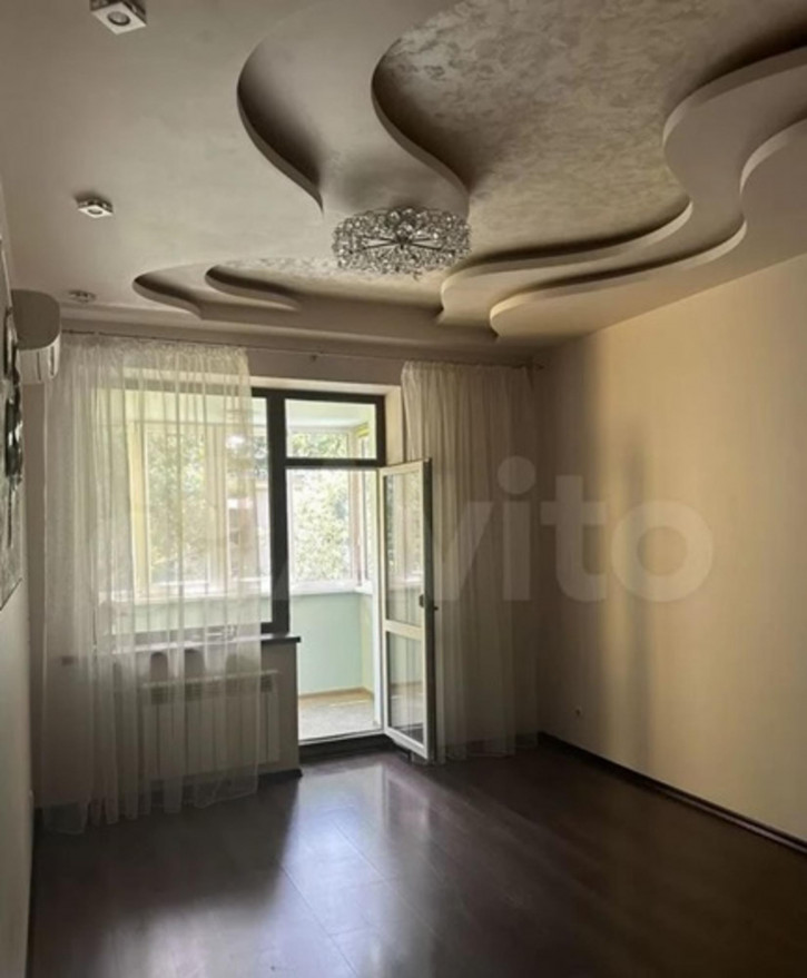 3-комн квартира авиагородок улица, 101
