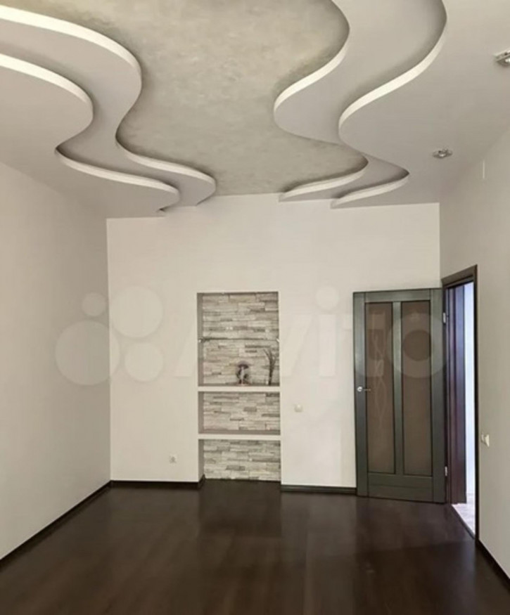 3-комн квартира авиагородок улица, 101