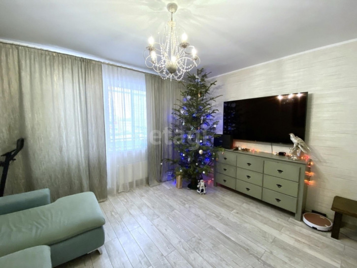 3-комн квартира улица Карамзина