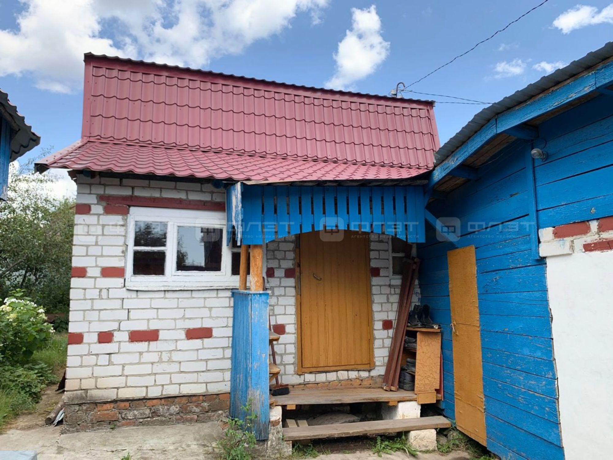Купить дачу, дом, коттедж за 2 200 000 рублей на СНТ КАПО №8, дом 1