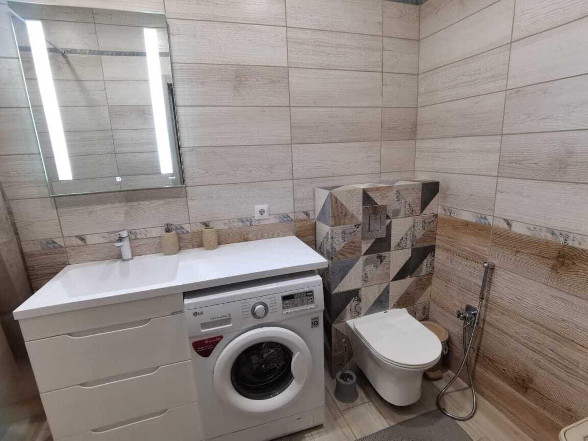 Купить квартиру за 12 700 000 рублей на улица Крылова, 113