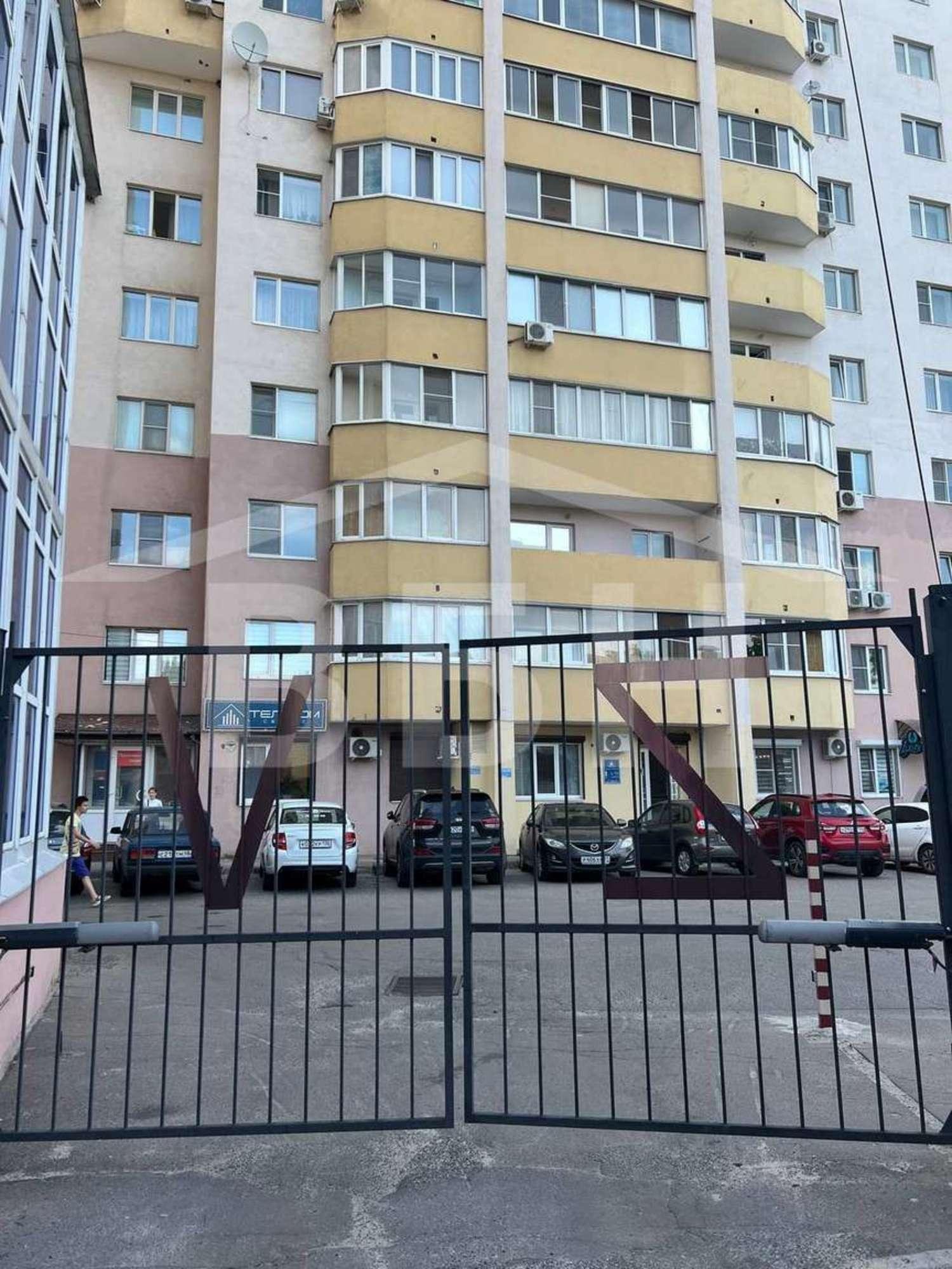 Купить офис, помещение под офис за 9 000 000 рублей на 20-летия Октября улица, 64