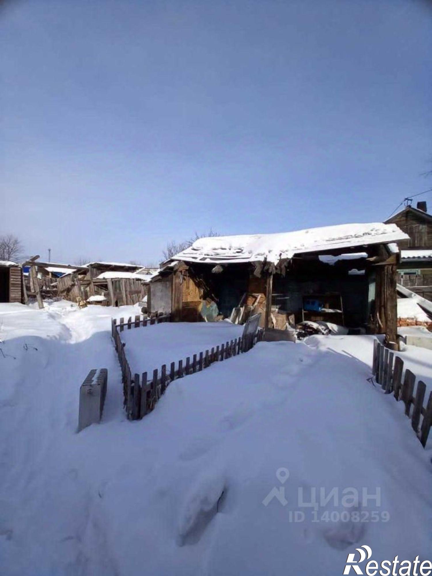 Купить дачу, дом, коттедж за 700 000 рублей на Рабочая улица, 11