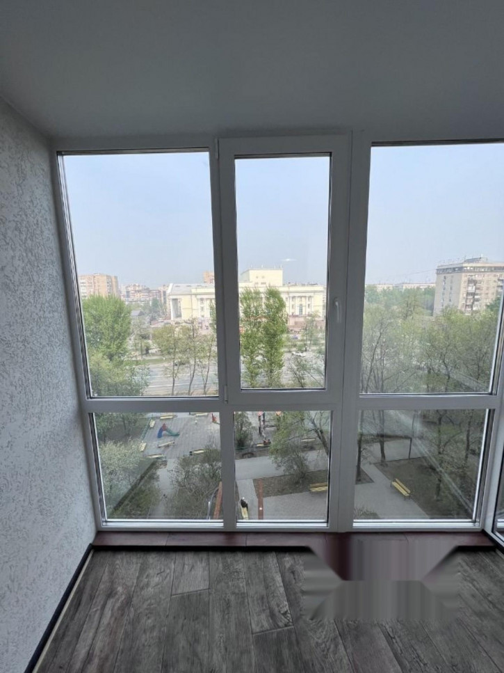 2-комн квартира ул Республики, 92