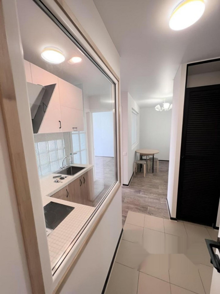 2-комн квартира ул Республики, 92