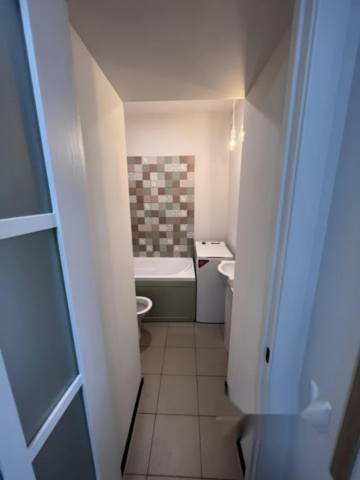 2-комн квартира ул Республики, 92