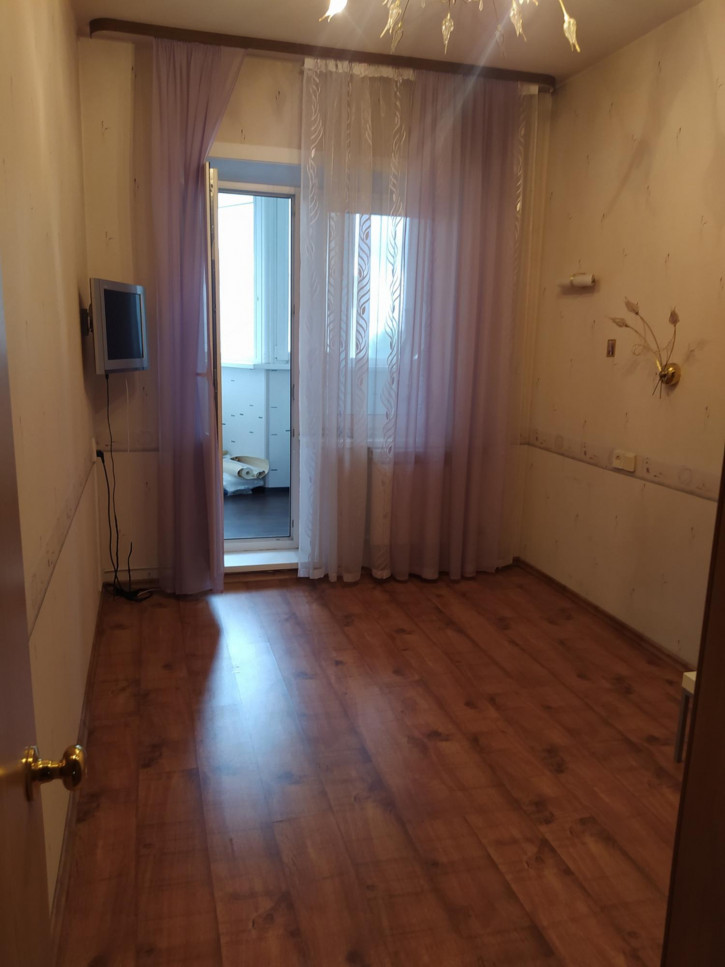 3-комн квартира Адмиралтейская улица, 7