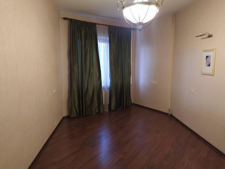 3-комн квартира Адмиралтейская улица, 7