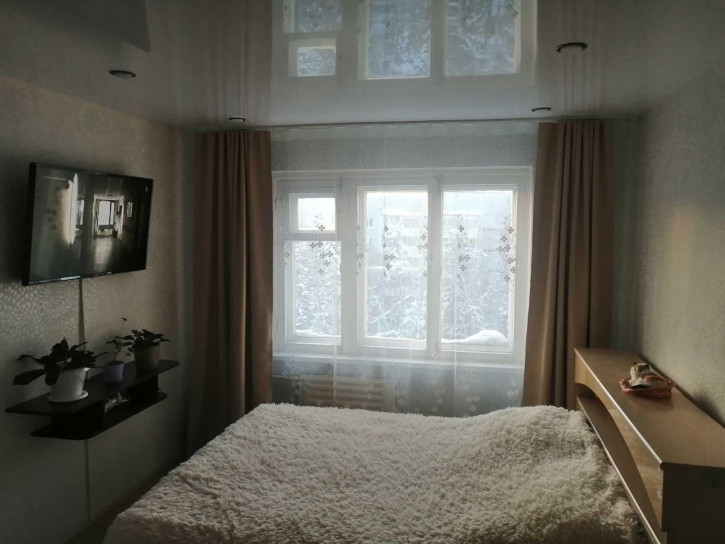 4-комн квартира Мечтателей, 54