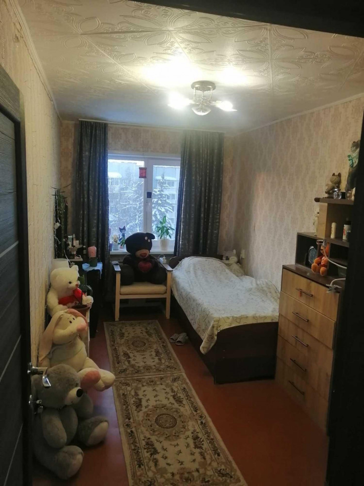 4-комн квартира Мечтателей, 54