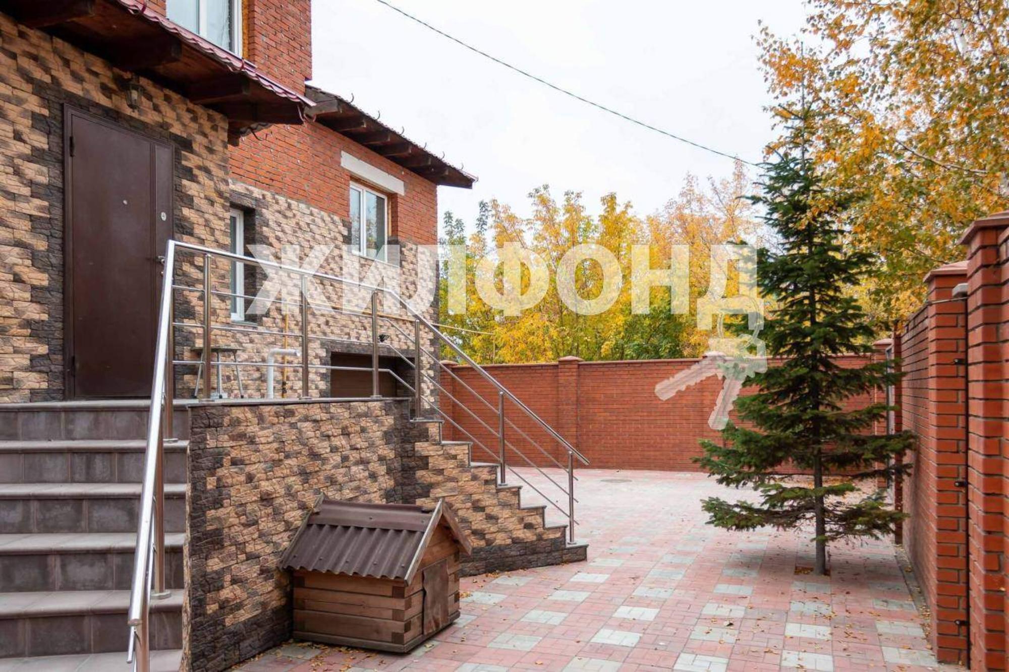 Купить дачу, дом, коттедж за 17 000 000 рублей на 3-й Степной переулок