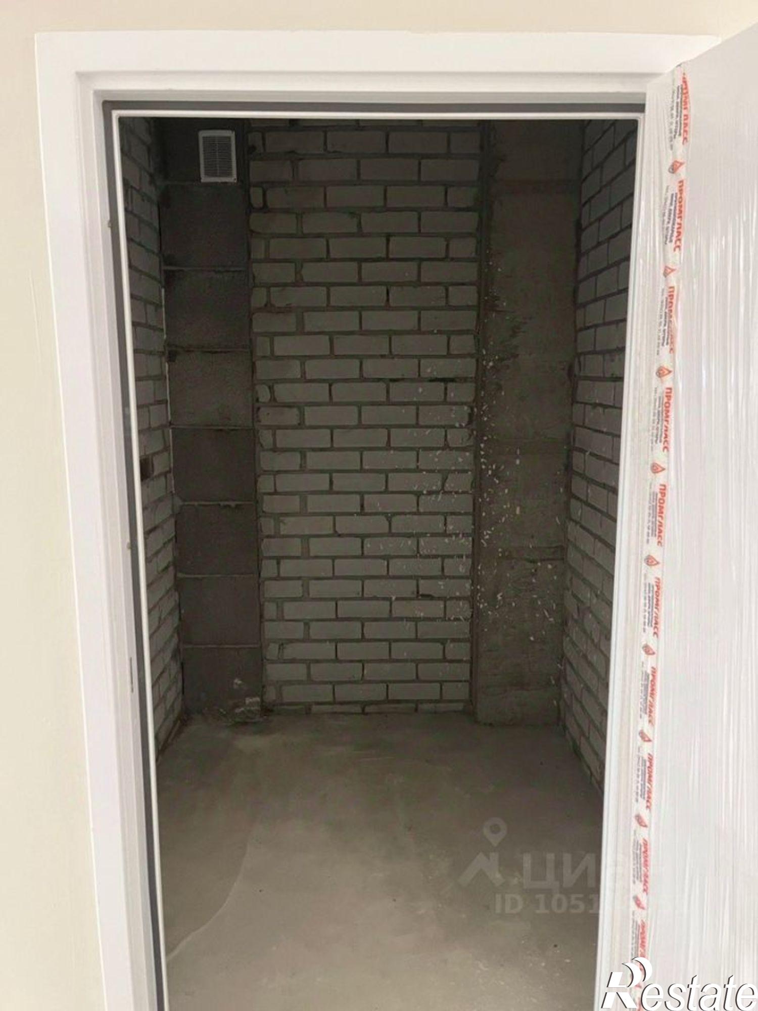 Купить складское помещение за 150 000 рублей на улица Полоненко, 10